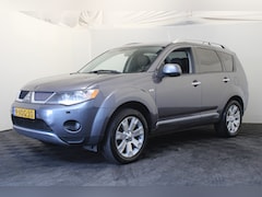 Mitsubishi Outlander - 2.2 DI-D Intense +