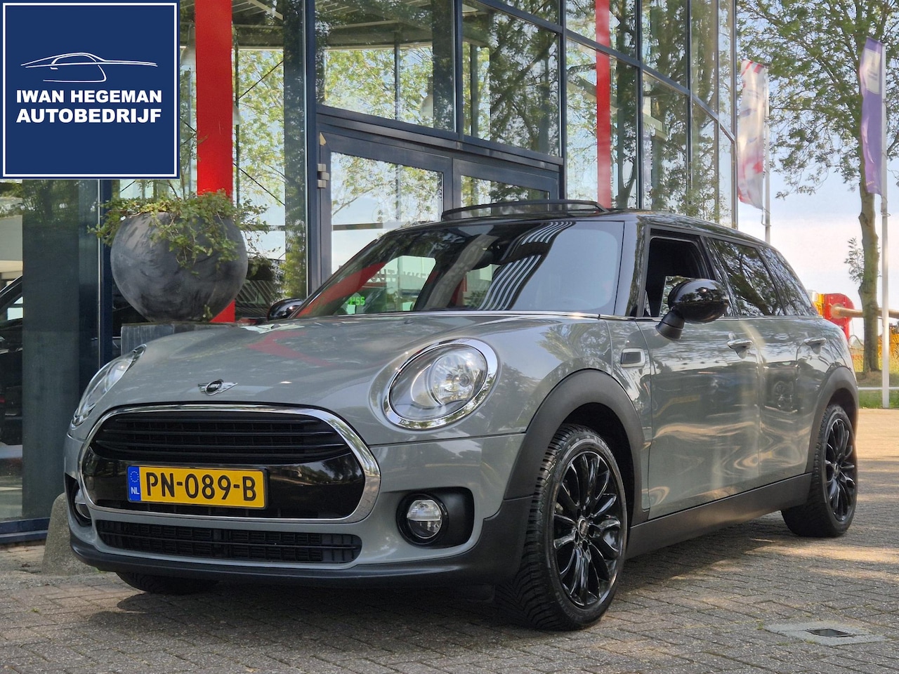 MINI Clubman - 1.5 Cooper Salt Business | Panoramadak | Navigatie | Climate Control | Cruise Control | Af - AutoWereld.nl