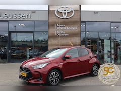 Toyota Yaris - 1.5 HYBRID DYNAMIC TREKHAAK STOELVERWARMING CAMERA LM-VELGEN CLIMA ANDROID/APPLE