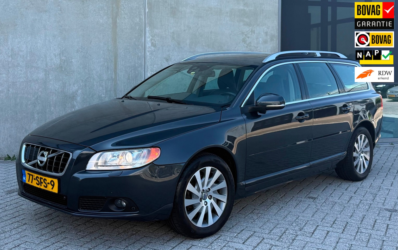 Volvo V70 - 1.6 T4 Limited Edition 2011 Grijs BLISS|ADAPT|APK - AutoWereld.nl