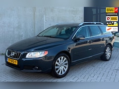 Volvo V70 - 1.6 T4 Limited Edition 2011 Grijs BLISS|ADAPT|APK
