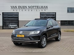 Volkswagen Touareg - 3.0 TDI Highline / Panoramadak / Luchtvering