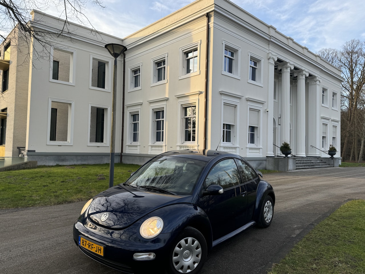 Volkswagen New Beetle - 1.6 RIJKLAAR - AutoWereld.nl