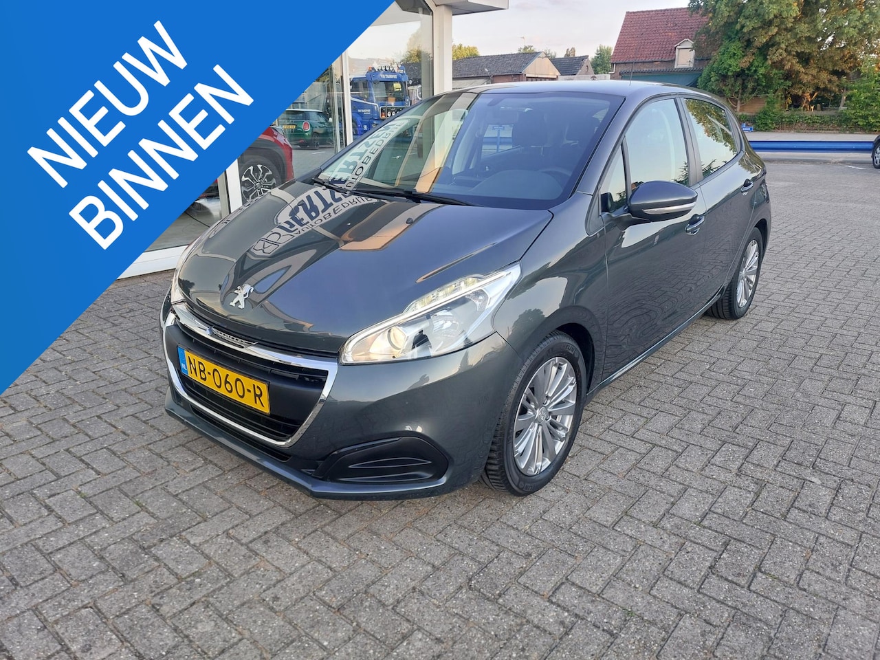 Peugeot 208 - 1.6 BlueHDi Active 1.6 BlueHDi Active - AutoWereld.nl