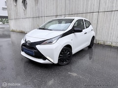 Toyota Aygo - 1.0 VVT-i x|Airco|5drs|Elek ramen|Bluetooth|NAP|
