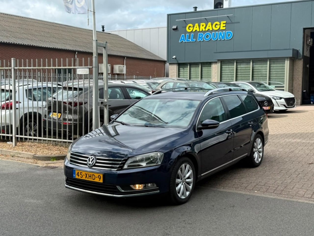 Volkswagen Passat - 1.4 TSI Comfort Exeutive Line/ecc/Cruise control/automaat/trekhaak - AutoWereld.nl