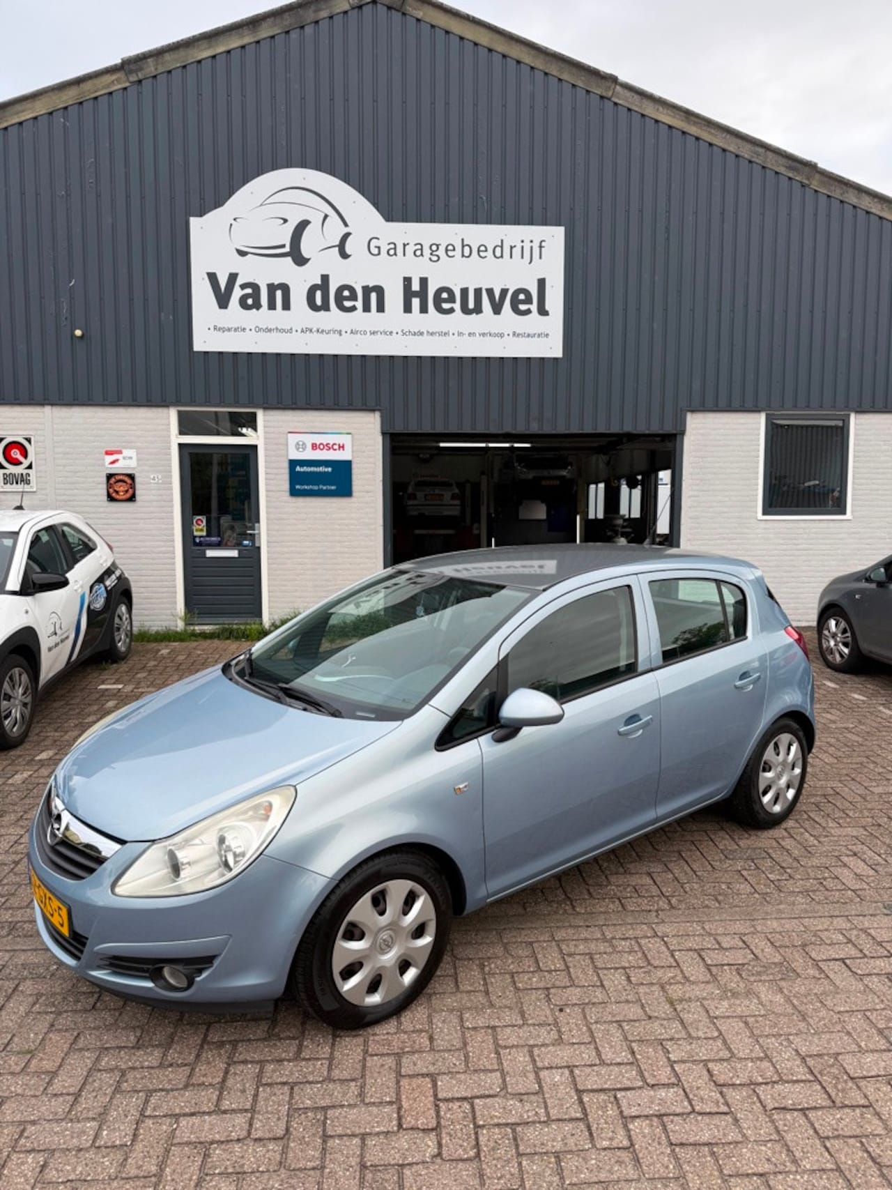 Opel Corsa - 1.2-16V Enjoy 1.2-16V Enjoy - AutoWereld.nl
