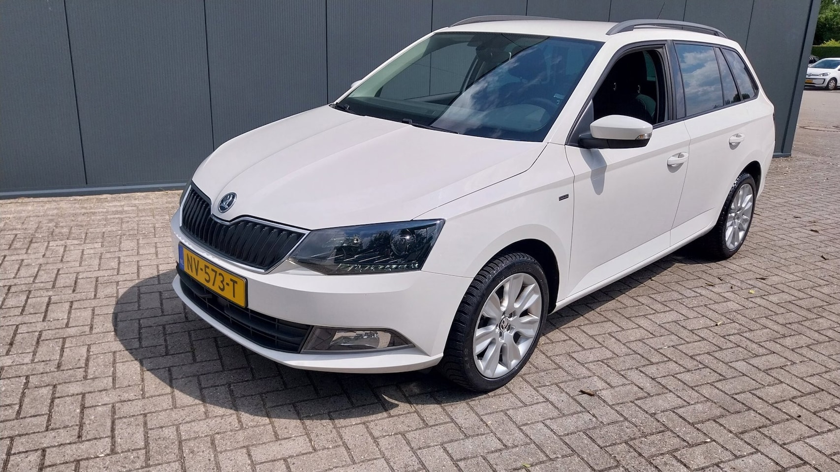 Skoda Fabia Combi - 1.2 TSI Drive//NAVI//CLIMA//PDC//LM VELGEN - AutoWereld.nl