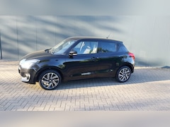 Suzuki Swift - 1.2 Style Smart Hybrid