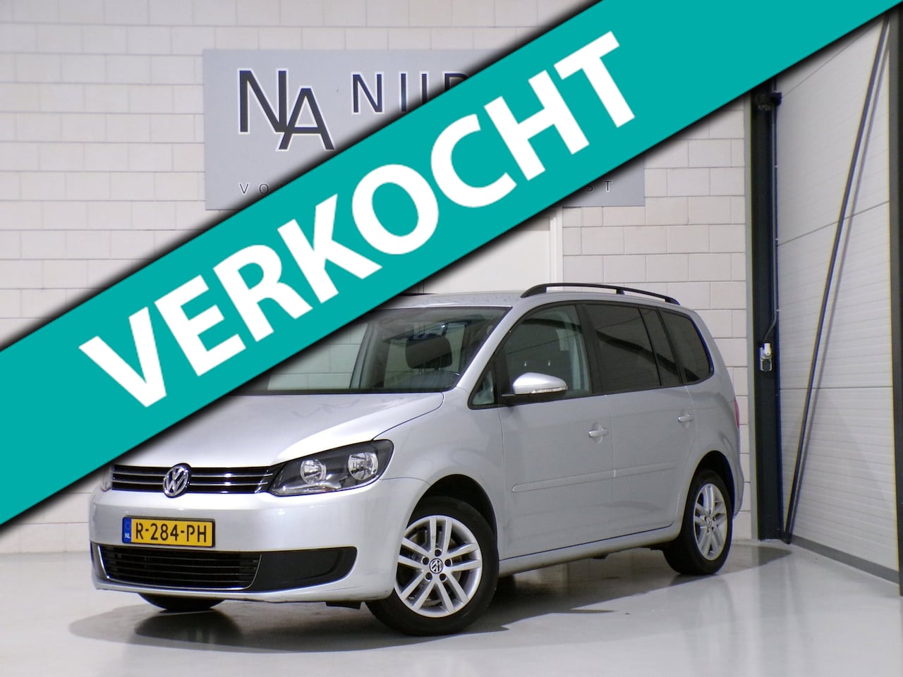 Volkswagen Touran - 1.4 TSI Comfortline 7p. "7 Persoons" Apple-carplay Trekhaak Parkeersensoren Bluetooth Navi - AutoWereld.nl