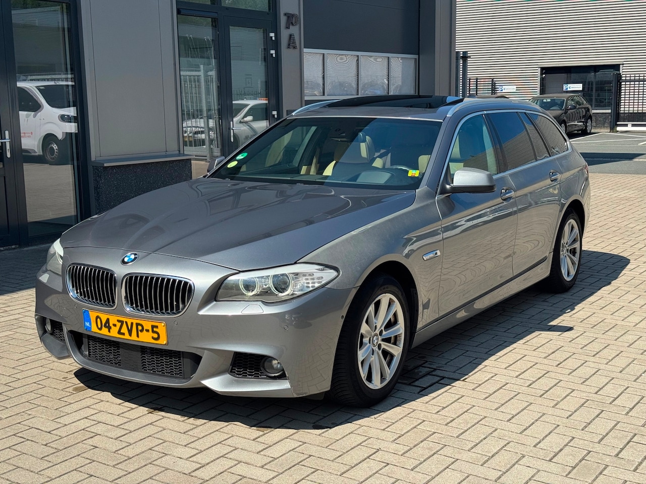 BMW 5-serie Touring - 525d Upgrade Edition 525d Upgrade Edition - AutoWereld.nl