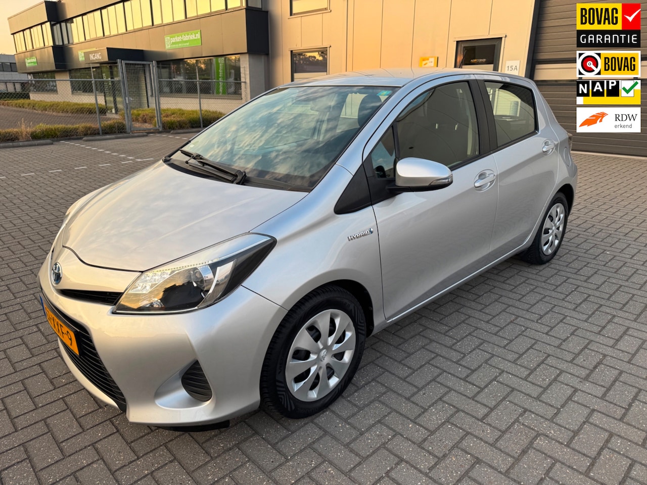 Toyota Yaris - 1.5 Full Hybrid Aspiration 1.5 Full Hybrid Aspiration - AutoWereld.nl