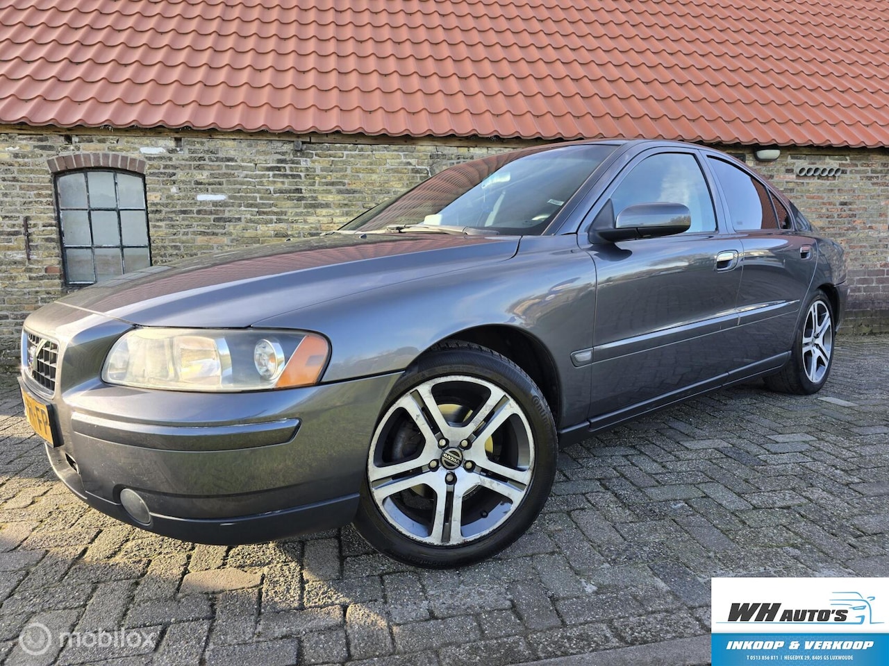 Volvo S60 - 2.4 Momentum | Lpg | Zuinig rijden. - AutoWereld.nl