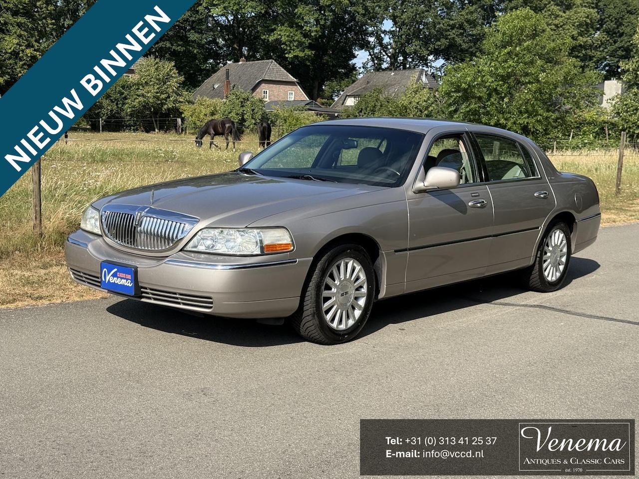Lincoln Town Car - Towncar - AutoWereld.nl