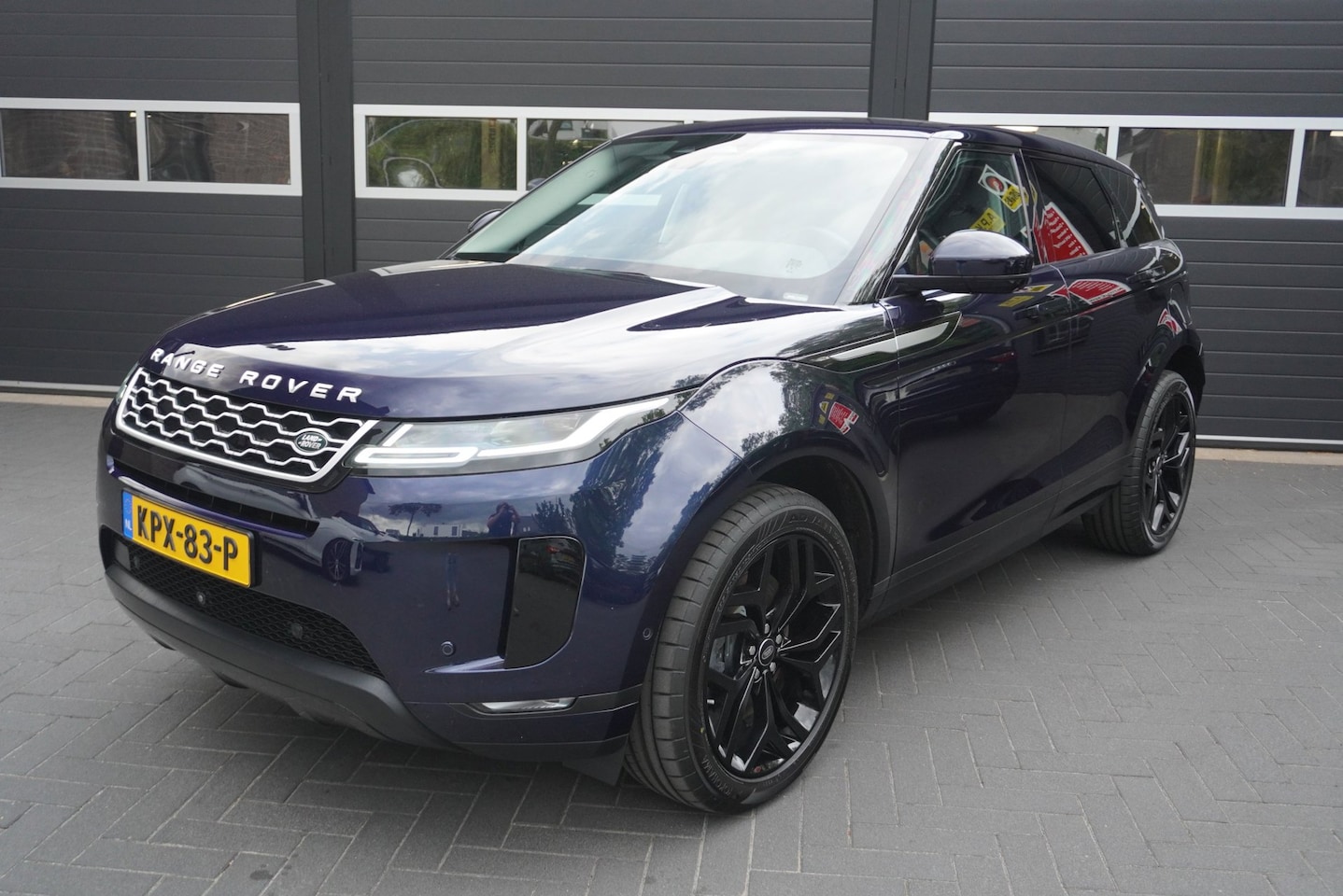 Land Rover Range Rover Evoque - 1.5 PHEV AWD Aut/Elek.Pano.dak/Camera/Carplay/Climate Control - AutoWereld.nl