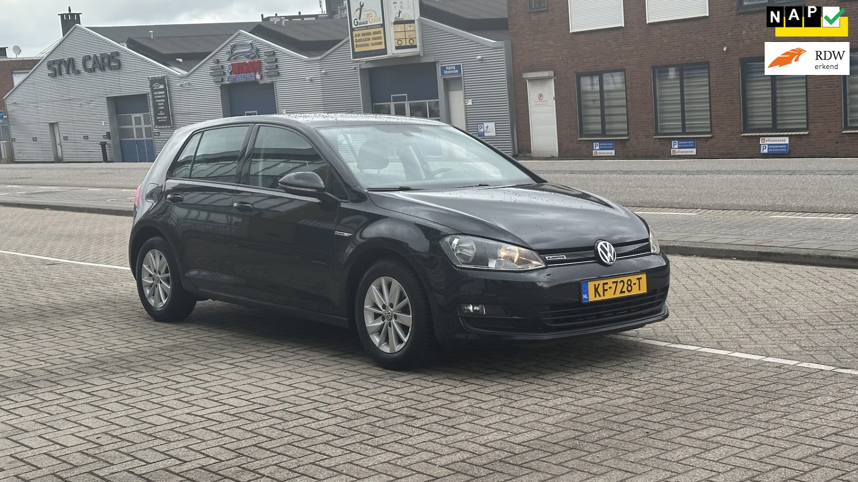 Volkswagen Golf - 1.0 TSI Edition 1.0 TSI Edition - AutoWereld.nl