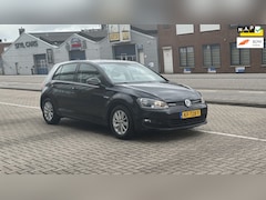 Volkswagen Golf - 1.0 TSI Edition