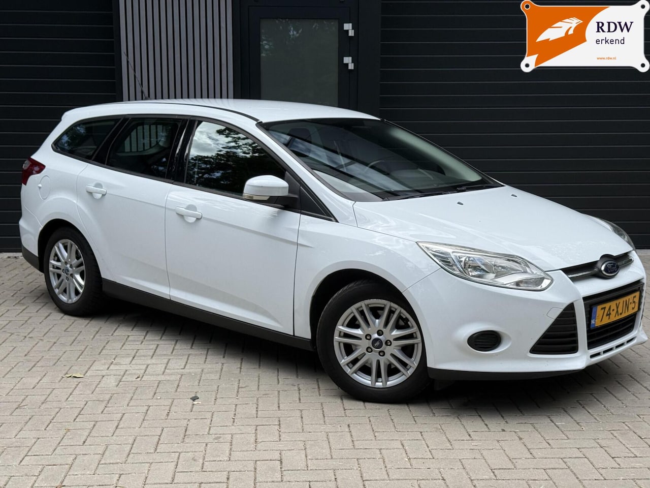 Ford Focus Wagon - 1.6 EcoBoost Lease Trend 1.6 EcoBoost Lease Trend - AutoWereld.nl