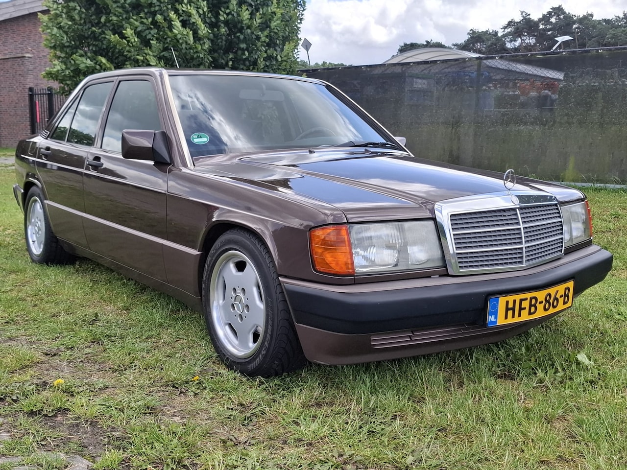 Mercedes-Benz 190-serie - 2.0 E Standard - AutoWereld.nl