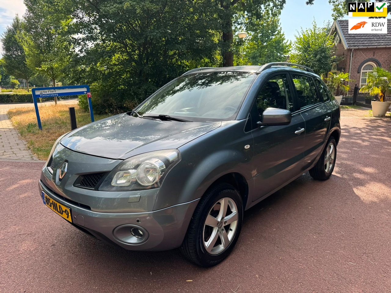 Renault Koleos - 2.5 Dynamique Pack / Airco / NAP / Apk / pdc / Aux - AutoWereld.nl