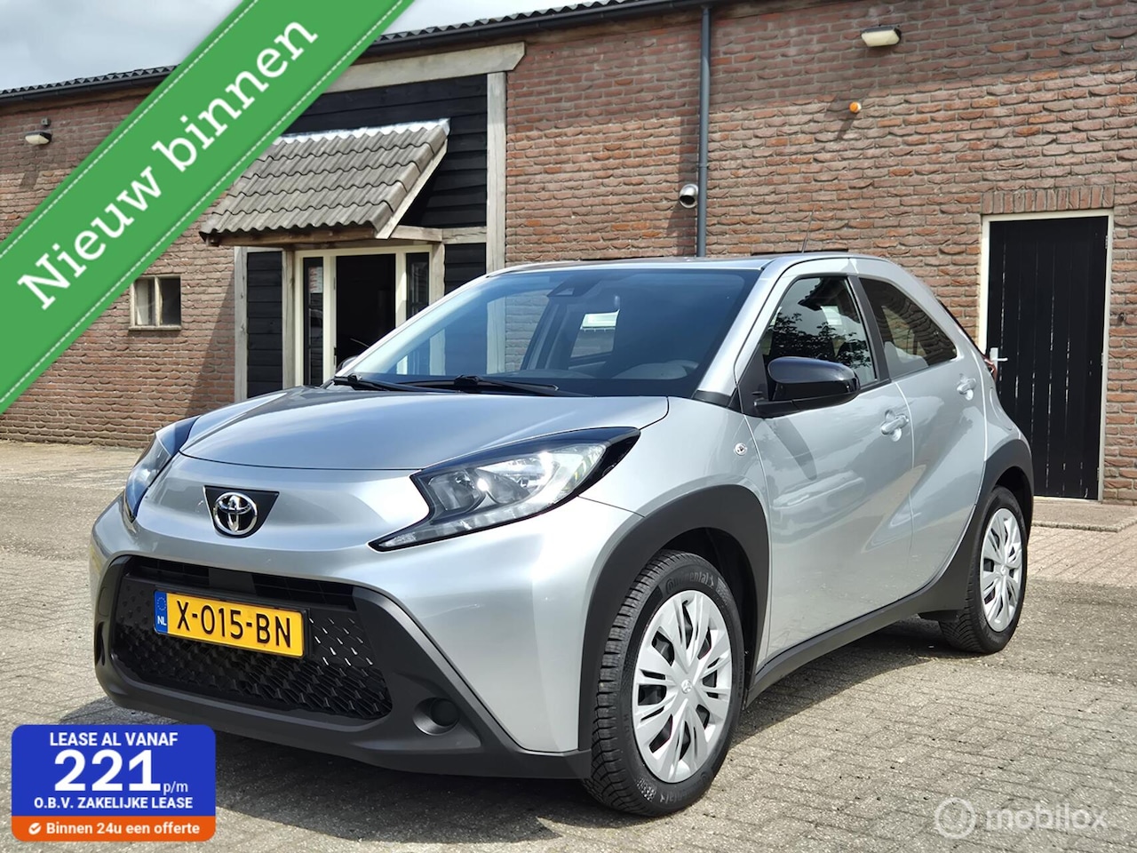 Toyota Aygo X - 1.0 VVT-i MT Play I Camera I Adap cruise I Lane assist I Airco I Carplay - AutoWereld.nl
