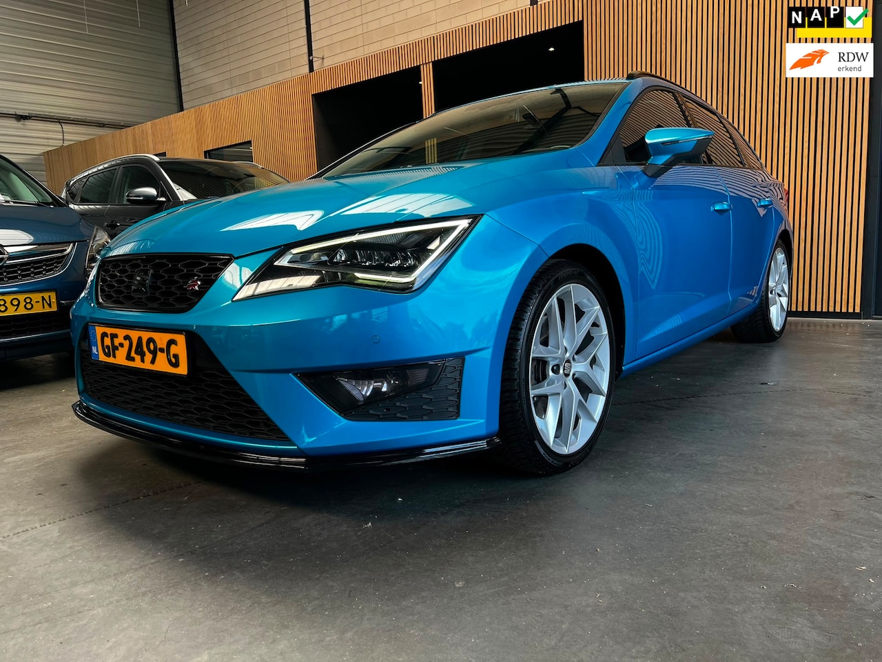 SEAT Leon ST - 1.8 TSI FR Dynamic |Automaat|Cruise|parksensor|Carplay|NAP - AutoWereld.nl
