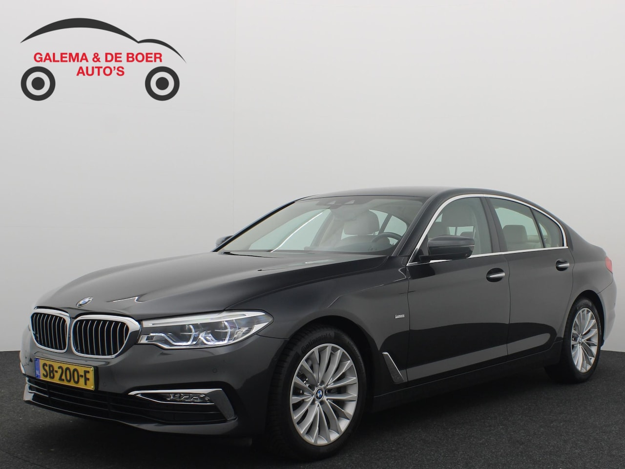 BMW 5-serie - 520i High Executive ZEER MOOI! / FULL LED / 360GR CAMERA / STOELVERW / CLIMA / PDC / BLUET - AutoWereld.nl