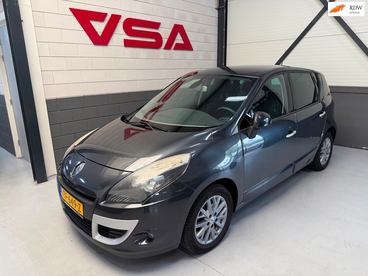 Renault Scénic - 1.4 TCE Privilege|Cruise|Navi|Airco|Trekhaak|PDC achter|Key-less|4-seizoen banden|Electris - AutoWereld.nl