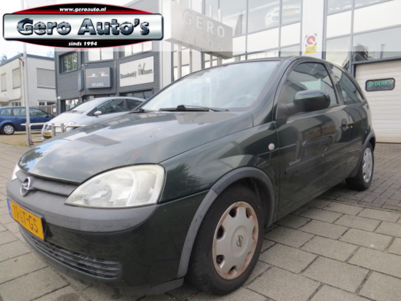 Opel Corsa - 1.2-16V Comfort Easytronic automaat ,rijd prima ,niet mooi - AutoWereld.nl