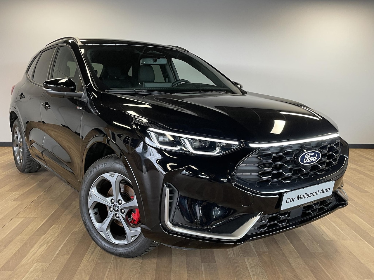 Ford Kuga - 2.5 PHEV ST-Line X MATRIX LED/2100KG/360 CAMERA/TREKHAAK/WINTERPAKKET - AutoWereld.nl