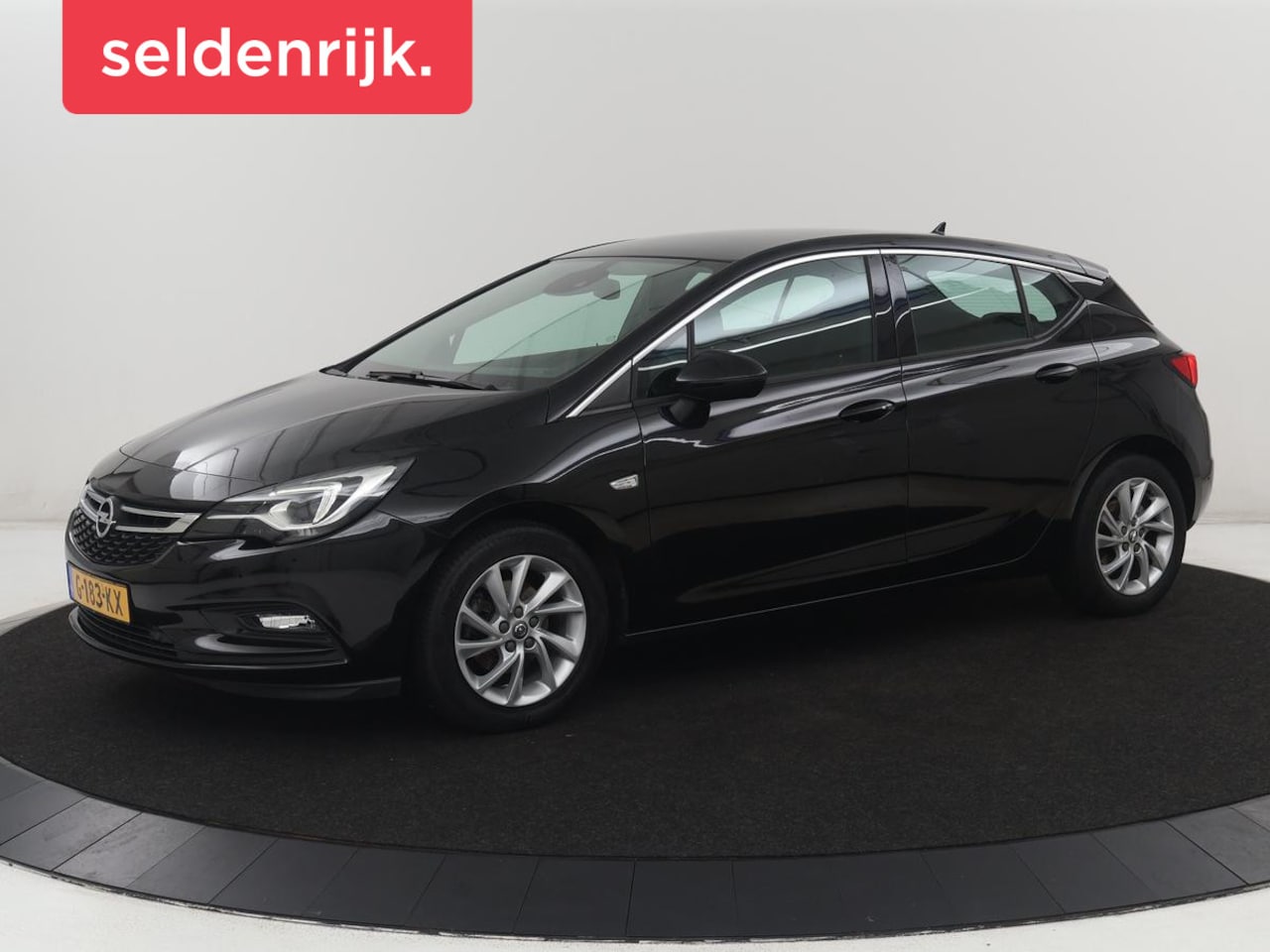 Opel Astra - 1.0 Turbo Innovation | Carplay | Cruise control | Navigatie | Park assist | Climate contro - AutoWereld.nl