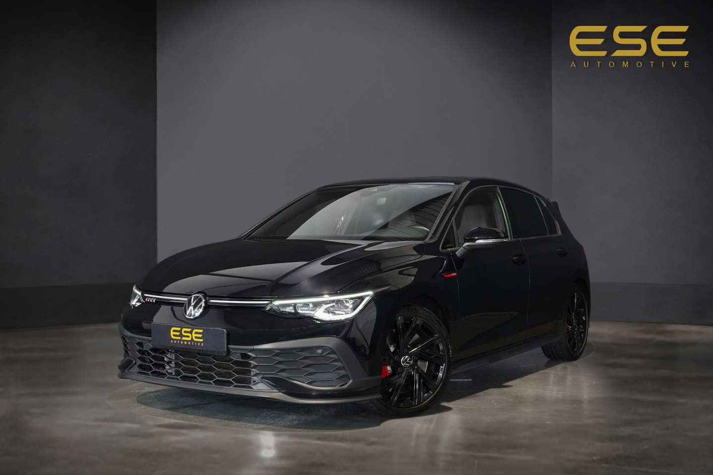 Volkswagen Golf - 2.0 TSI GTI Clubsport | Pano | Memory | Leder | Sfeer | Camera - AutoWereld.nl