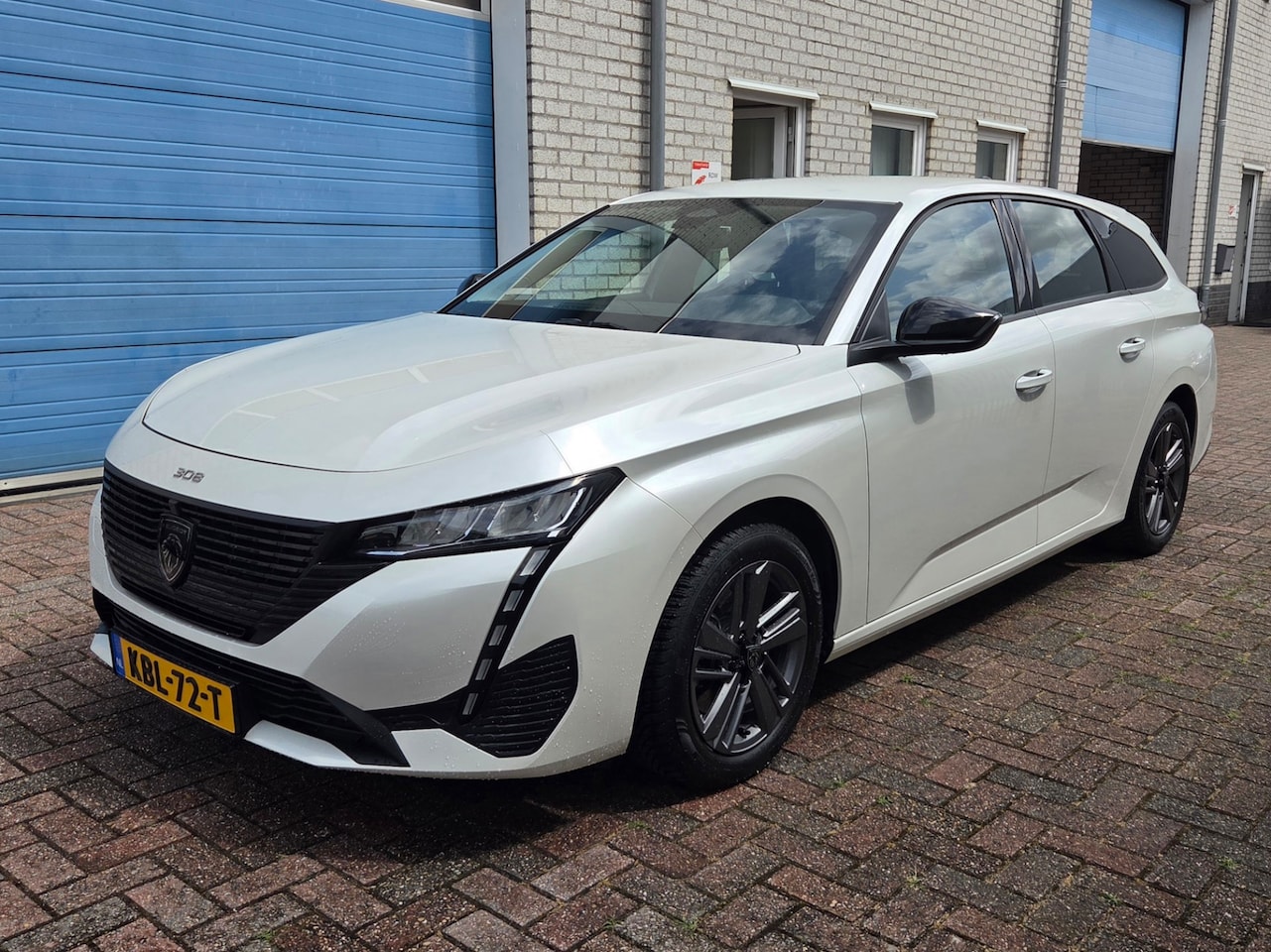 Peugeot 308 SW - 1.2 PureTech Allure 1.2 PureTech 130pk Allure Nieuwstaat! - AutoWereld.nl