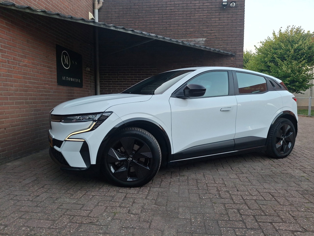 Renault Mégane E-Tech - Comfort range Evolution 60 kWh Carplay / Achteruitrijcamera / DAB Radio / - AutoWereld.nl