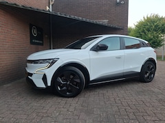 Renault Mégane E-Tech - Comfort range Evolution 60 kWh Carplay / Achteruitrijcamera / DAB Radio /