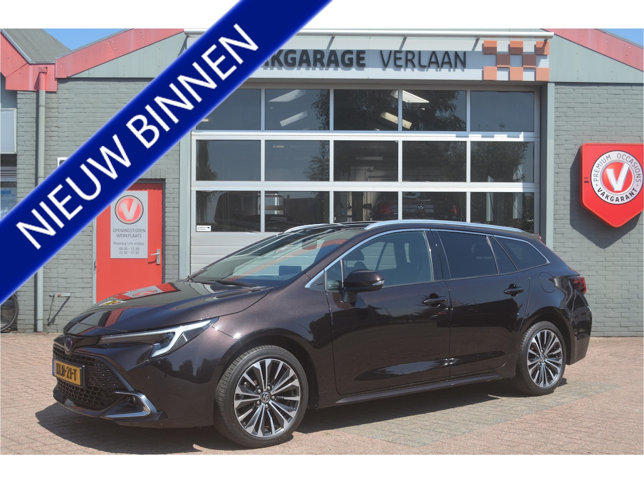 Toyota Corolla Touring Sports - Hybrid 140 Business Plus - AutoWereld.nl