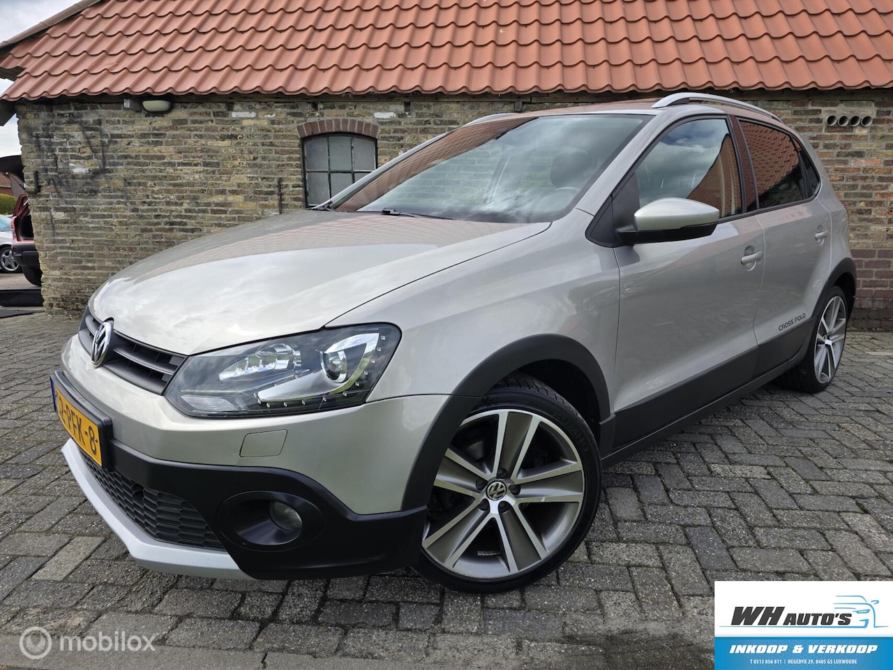 Volkswagen Polo - 1.2 TSI Cross Navi|Leer| Pano | Led | Xenon - AutoWereld.nl