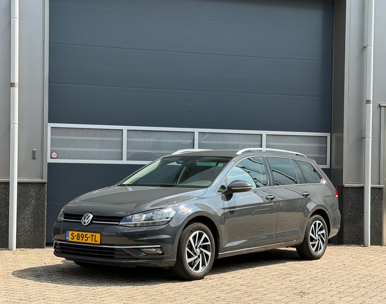 Volkswagen Golf Variant - 1.0 TSI Highline bj.2019 Navi|Lm velg|Stoelverw|Cc - AutoWereld.nl