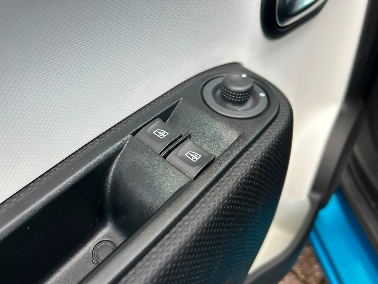 Renault Twingo - 0.9 TCe Expression|Automaat|PDC|1ste eig|Org NL|Dealer onderhouden!