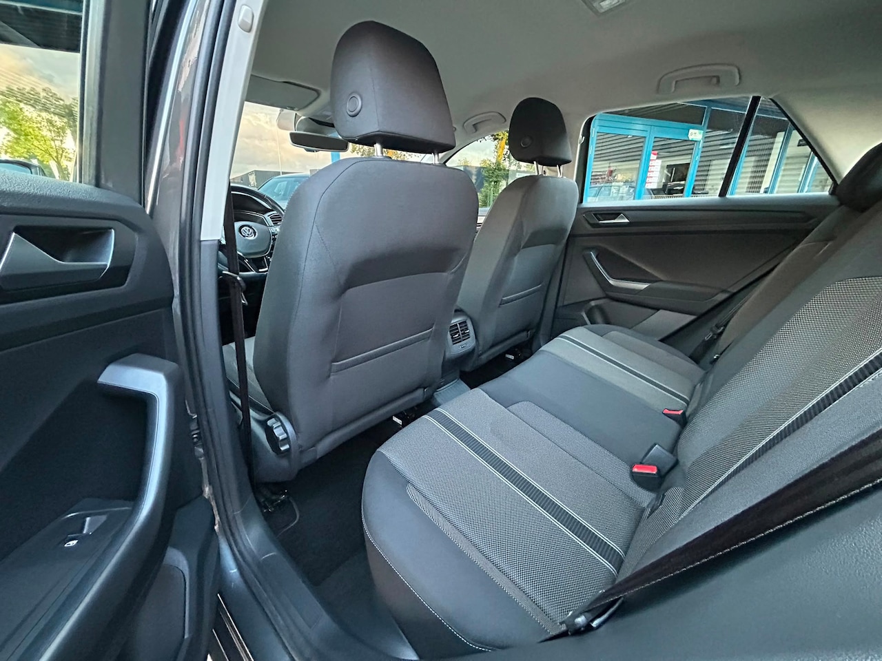 Volkswagen T-Roc - 1.0 TSI Sport|ACC|Camera|Carplay|Trekhaak|Elek Klep