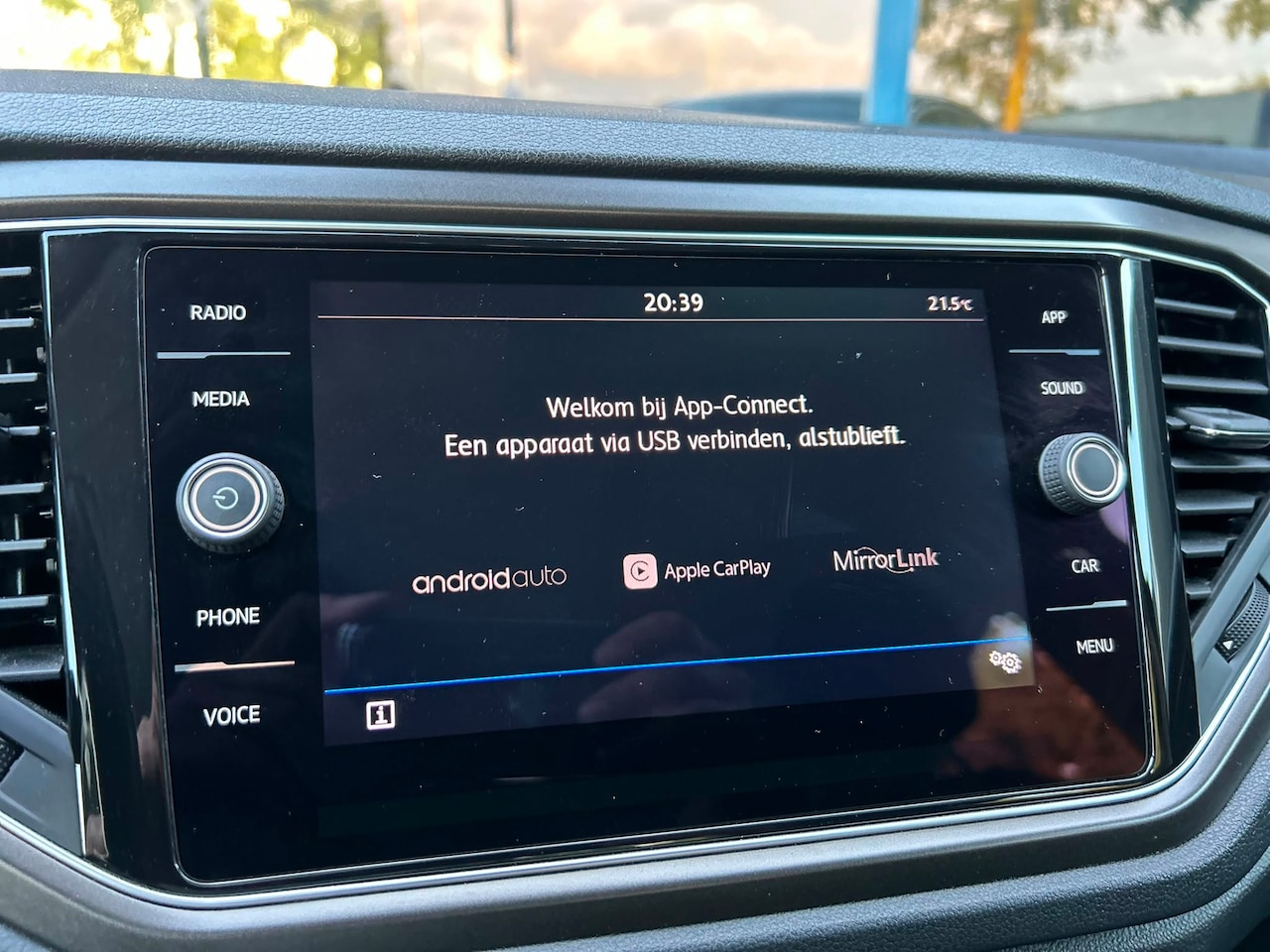 Volkswagen T-Roc - 1.0 TSI Sport|ACC|Camera|Carplay|Trekhaak|Elek Klep