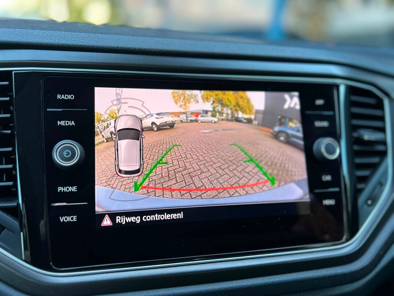 Volkswagen T-Roc - 1.0 TSI Sport|ACC|Camera|Carplay|Trekhaak|Elek Klep
