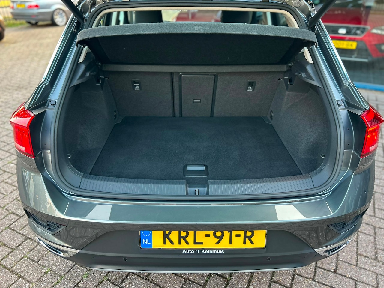 Volkswagen T-Roc - 1.0 TSI Sport|ACC|Camera|Carplay|Trekhaak|Elek Klep