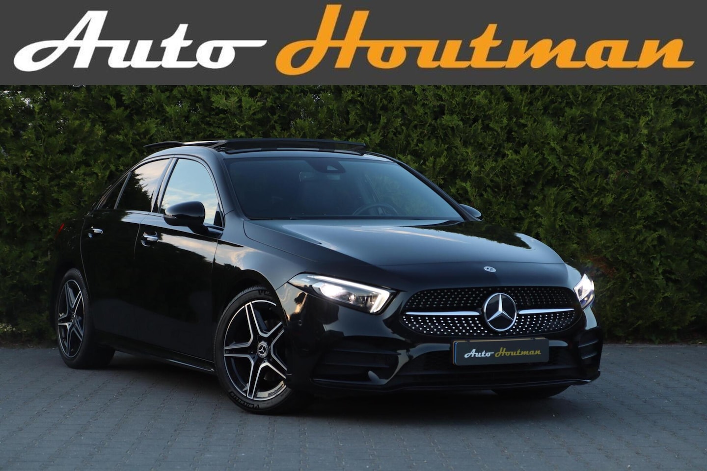 Mercedes-Benz A-klasse - 180 AMG Luxury PANO ☀️ | VIRTUAL - AutoWereld.nl