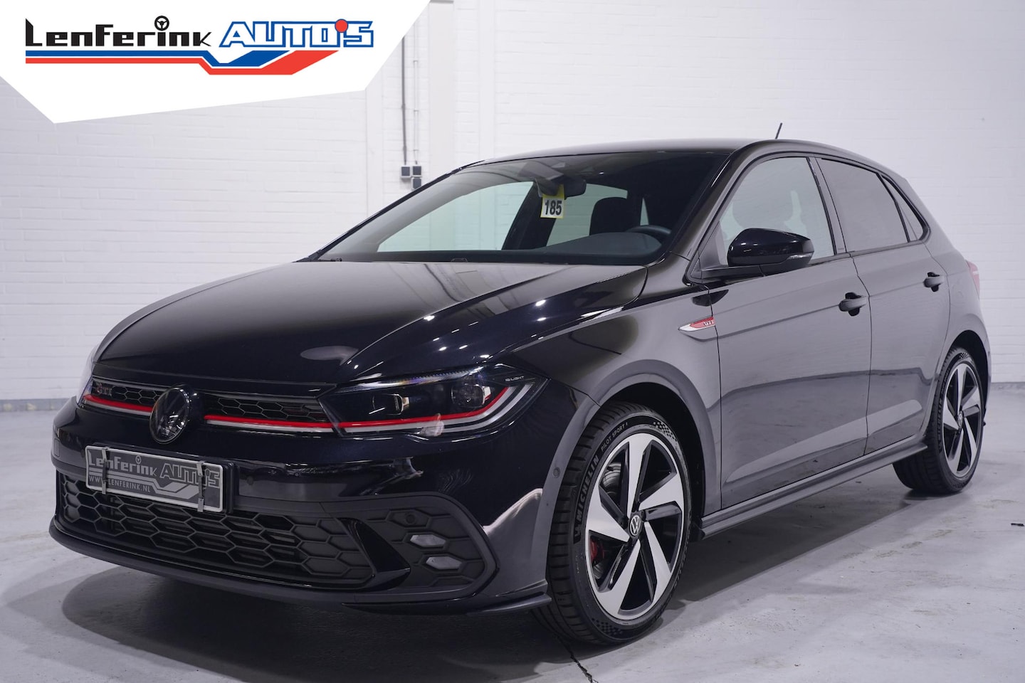 Volkswagen Polo - 2.0 TSI GTI Apple Carplay IQ.Light Stoelverwarming Private glass ACC PDC V+A - AutoWereld.nl