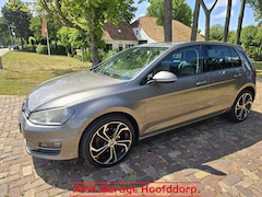 Volkswagen Golf - 1.4 TSI Highline / AUTOMAAT / Boekjes