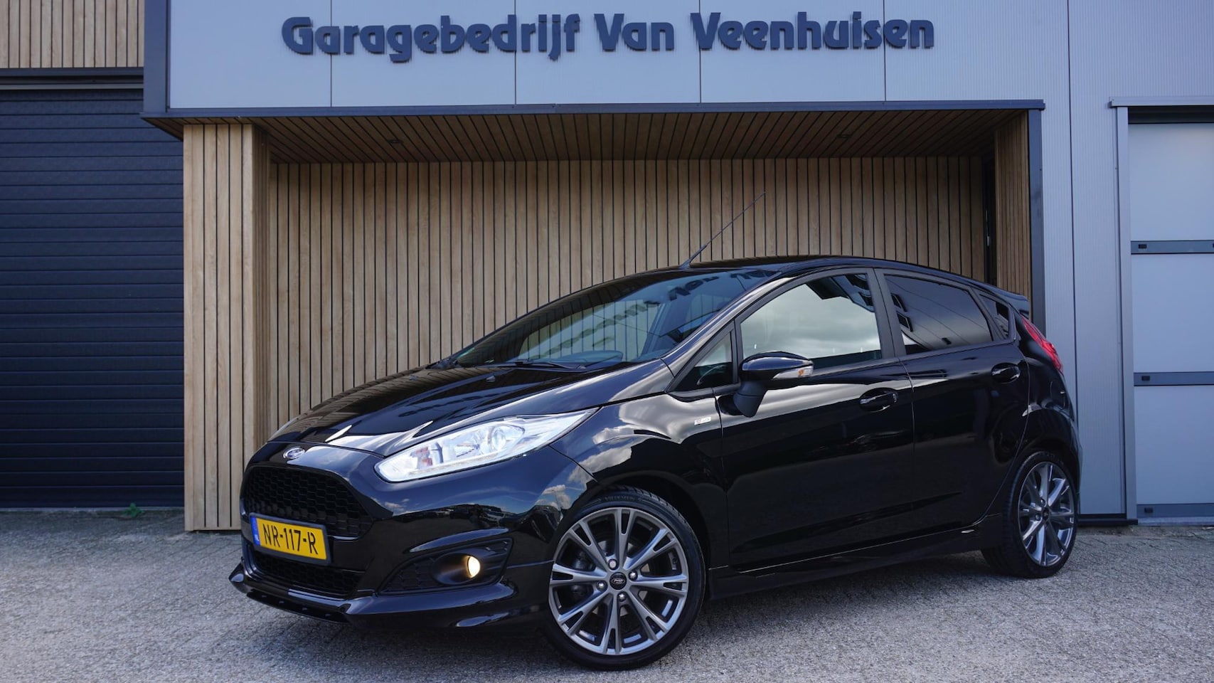Ford Fiesta - 1.0 100pk EcoBoost ST Line 5 drs Xenon Clima*NL auto* pdc Navi Cruise *3de eigenaar* - AutoWereld.nl
