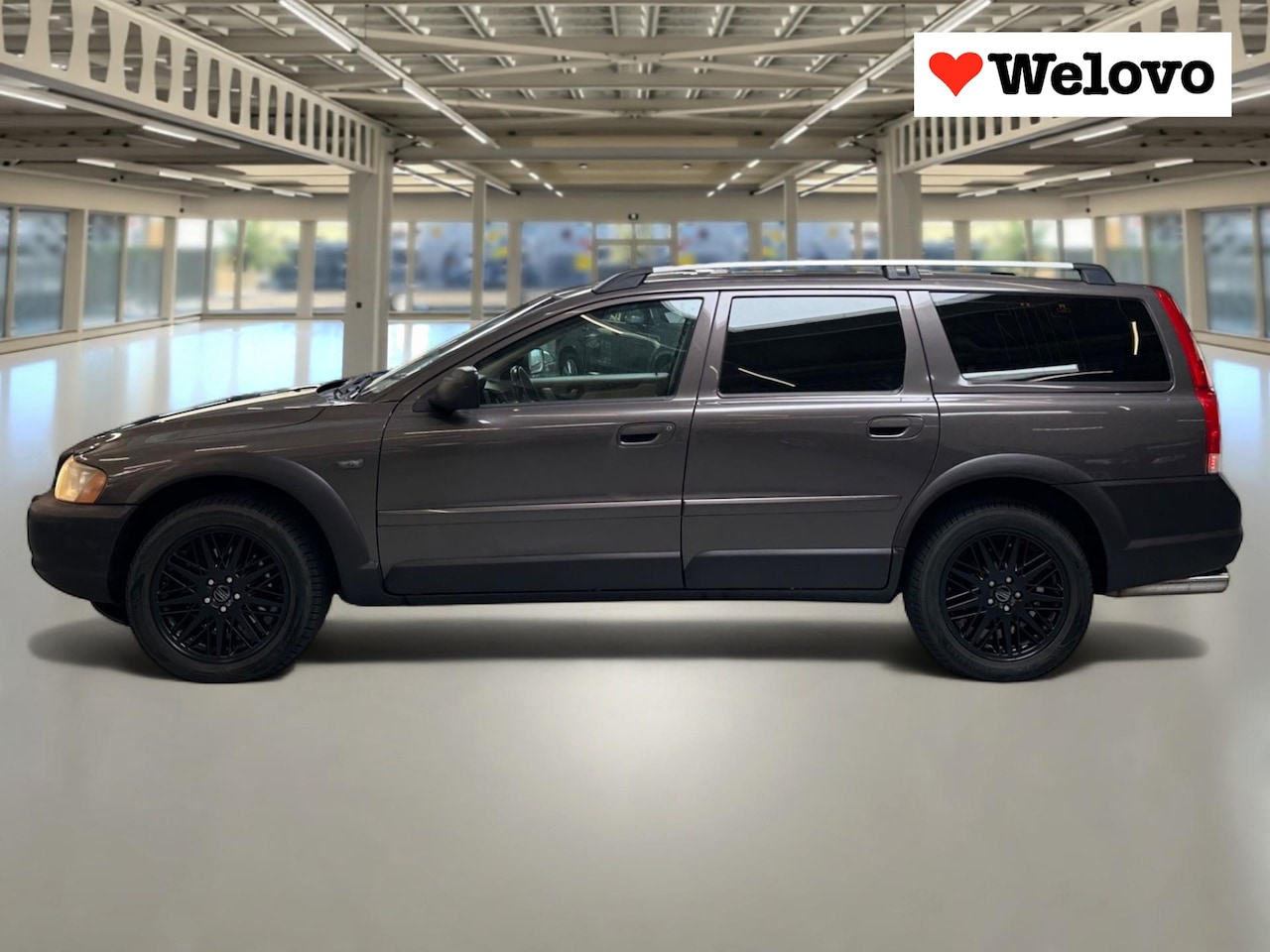 Volvo XC70 - 2.5 T Summum Carplay,Schuifdak,nieuwe banden en distributie... - AutoWereld.nl