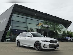 BMW 3-serie Touring - 330e xDrive M-sport M3 stoelen Panoramadak *SOH 98%* Memory *BTW* Black pack NLauto 19" LM