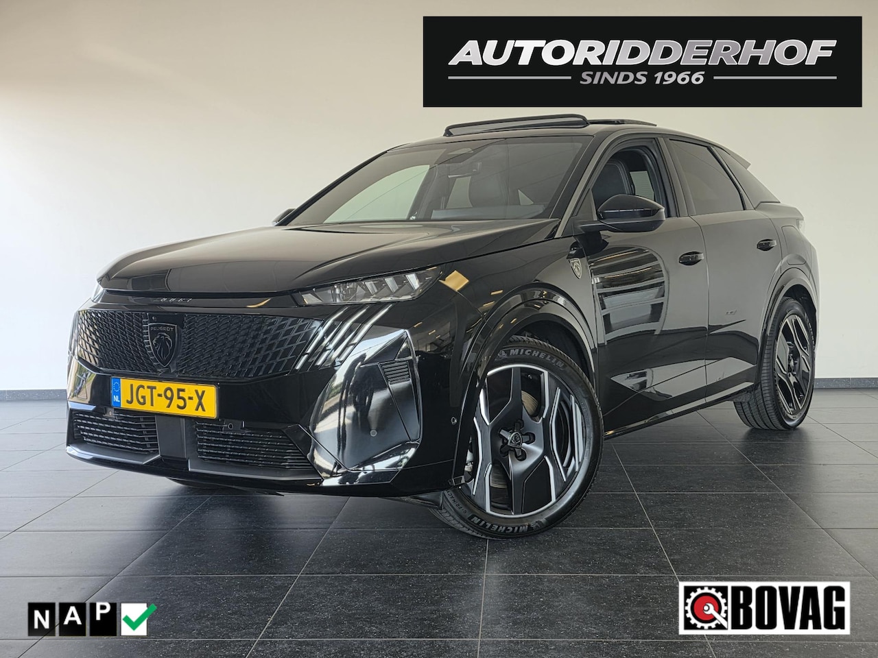 Peugeot e-3008 - Launch Edition 325 Dual Motor 73 kWh | Warmtepomp | Schuif/kanteldak | Stoel verwarming & - AutoWereld.nl